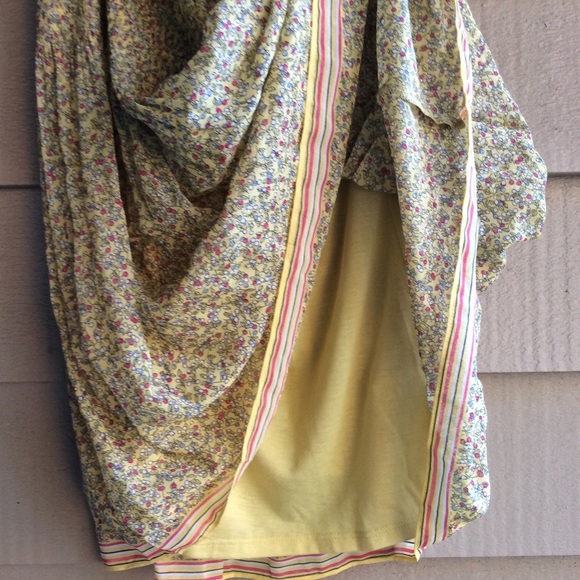 Max Studio yellow skirt smocked waist, tiny floral pattern lined. - Picture 4 of 5